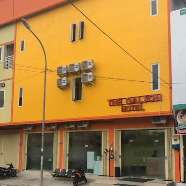 The Galton Hotel Baubau Buitenkant foto